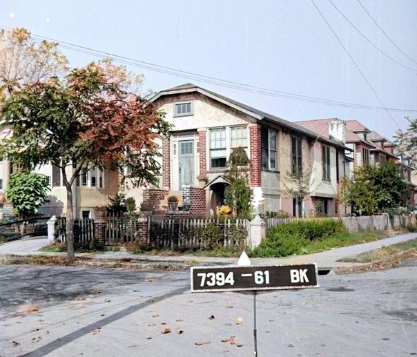 1043 Crawford Avenue