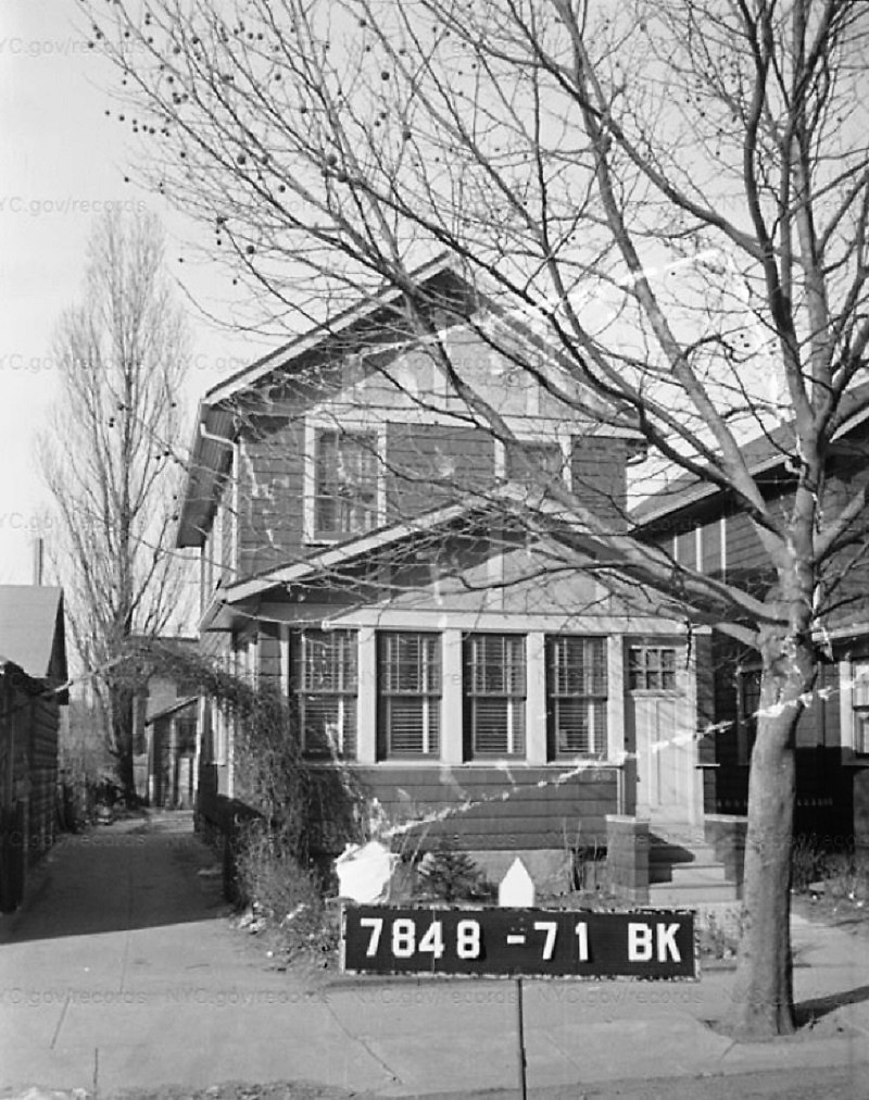 1574 East 51st Street