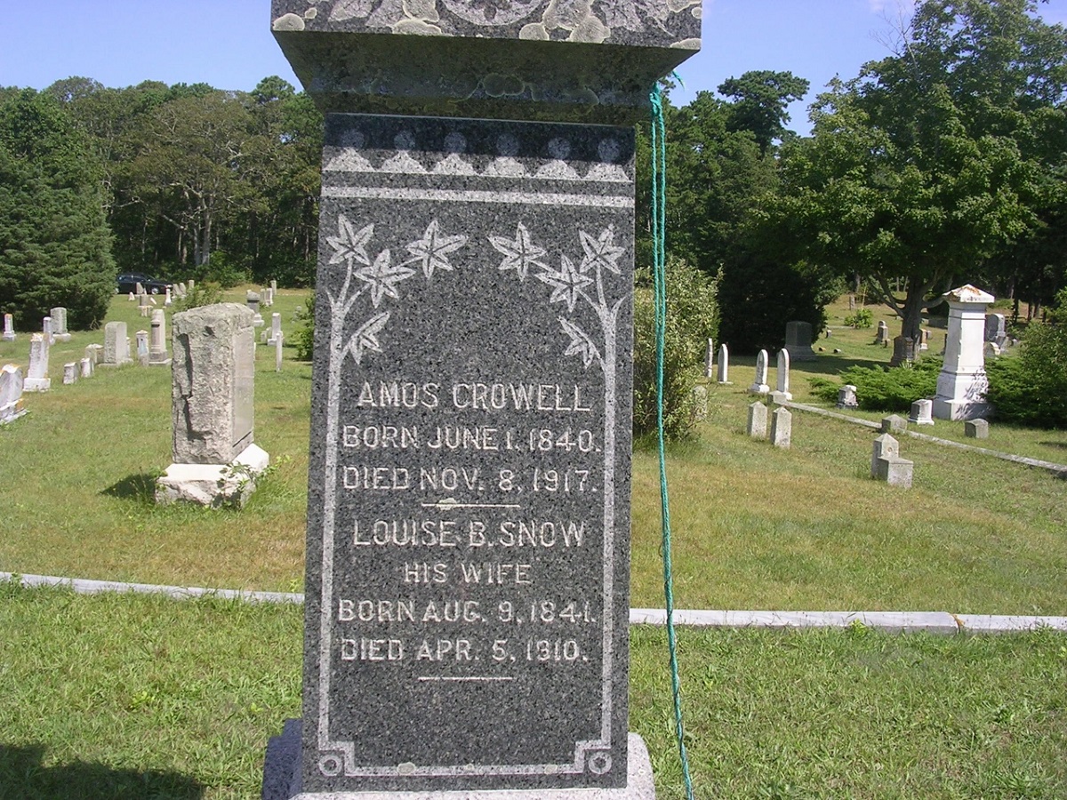 Amos Crowell Grave