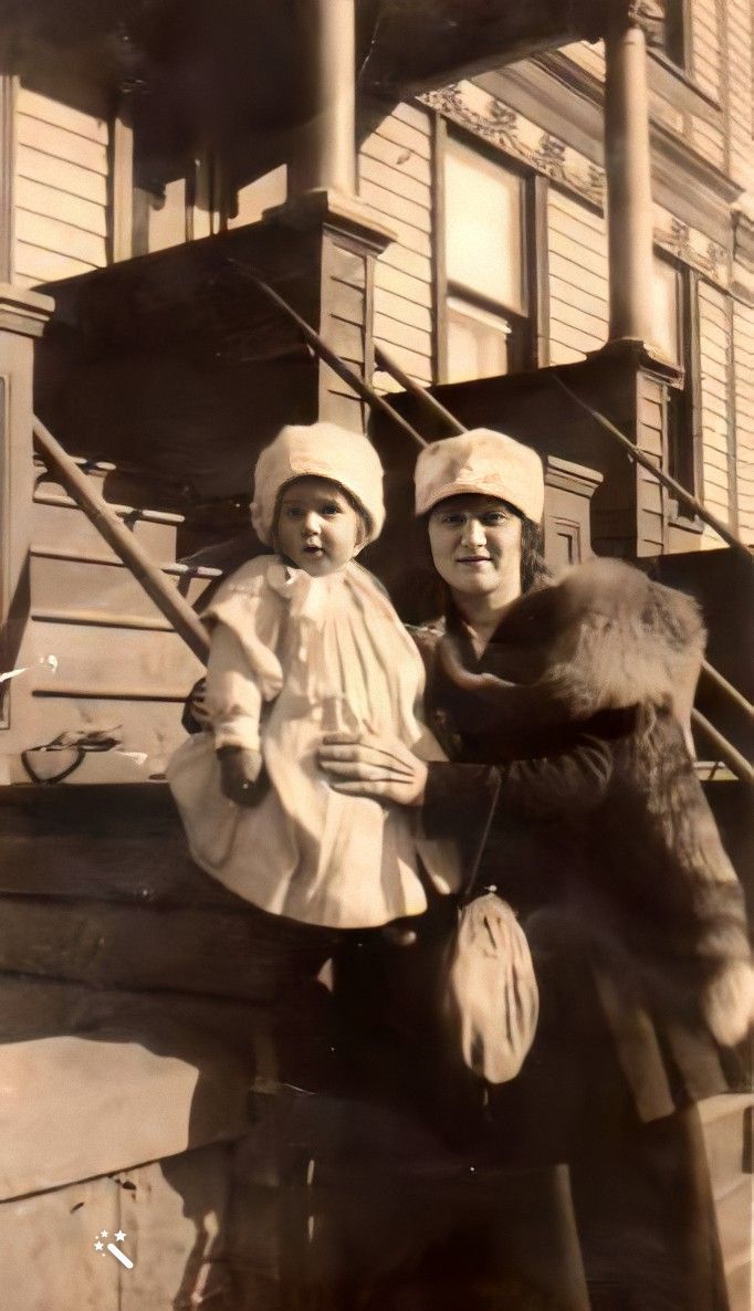 Birdie and Ruthie Hunter