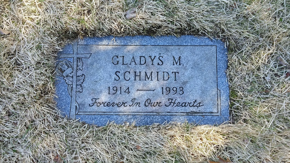 Grave marker for Gladys Schmidt at St Catherine Cemetery