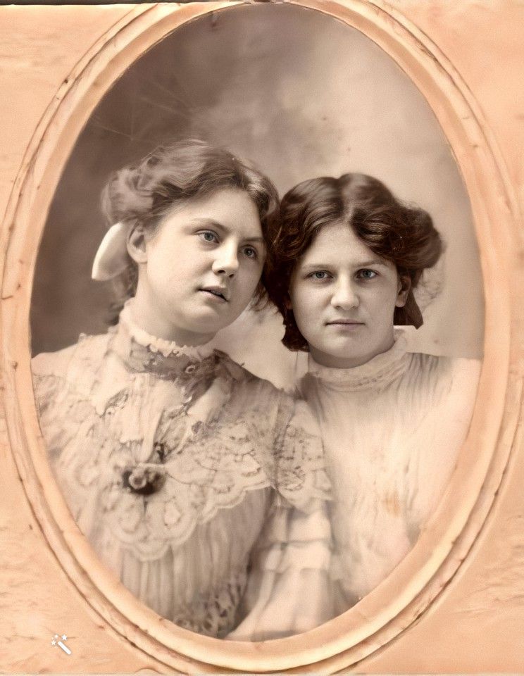 Mettie & Birdie Leier